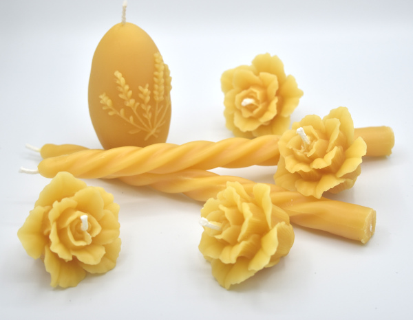 Beeswax candles